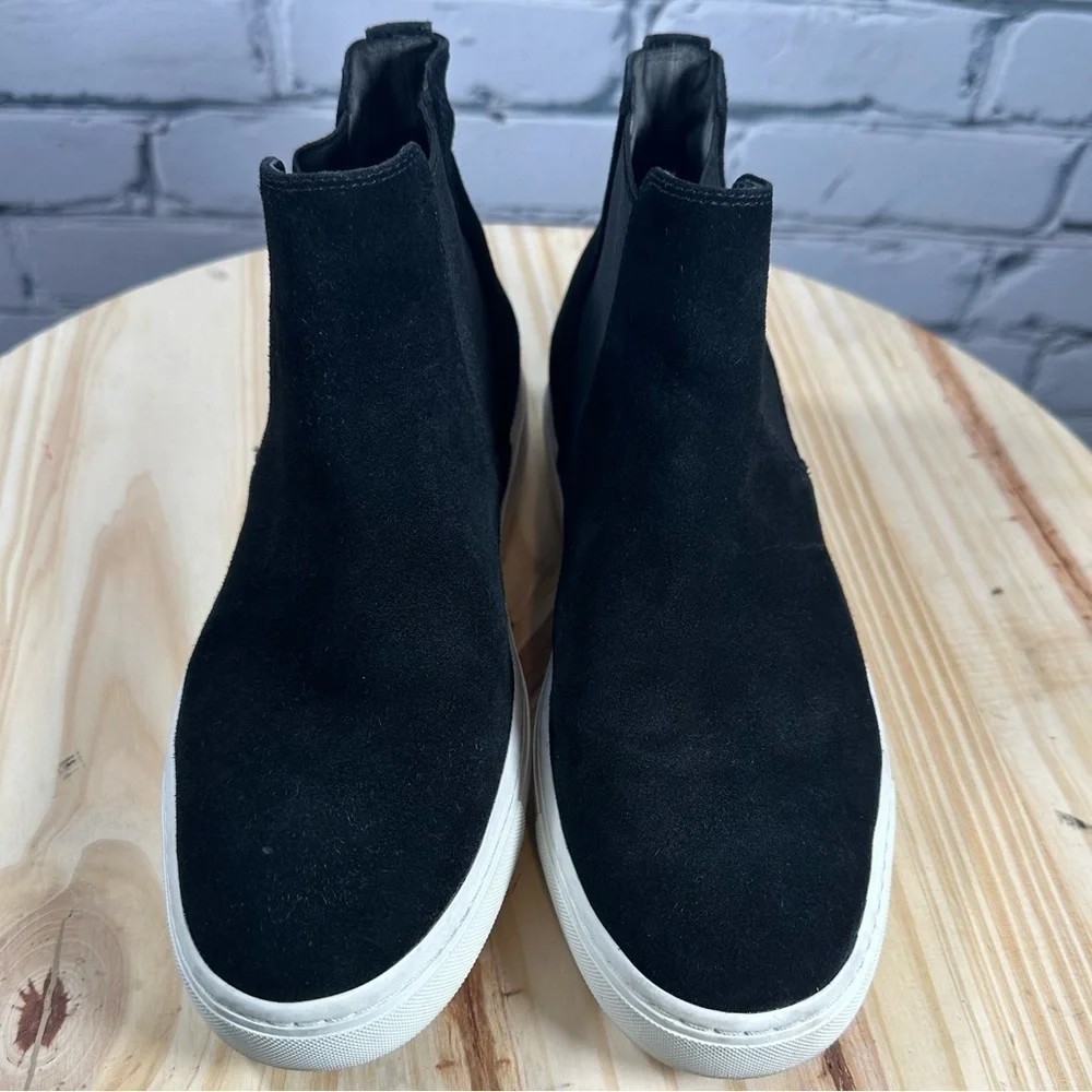 Vince Newlyn Suede High-Top Slip On Sneakers Black Size 7M $295 Old Money Luxury